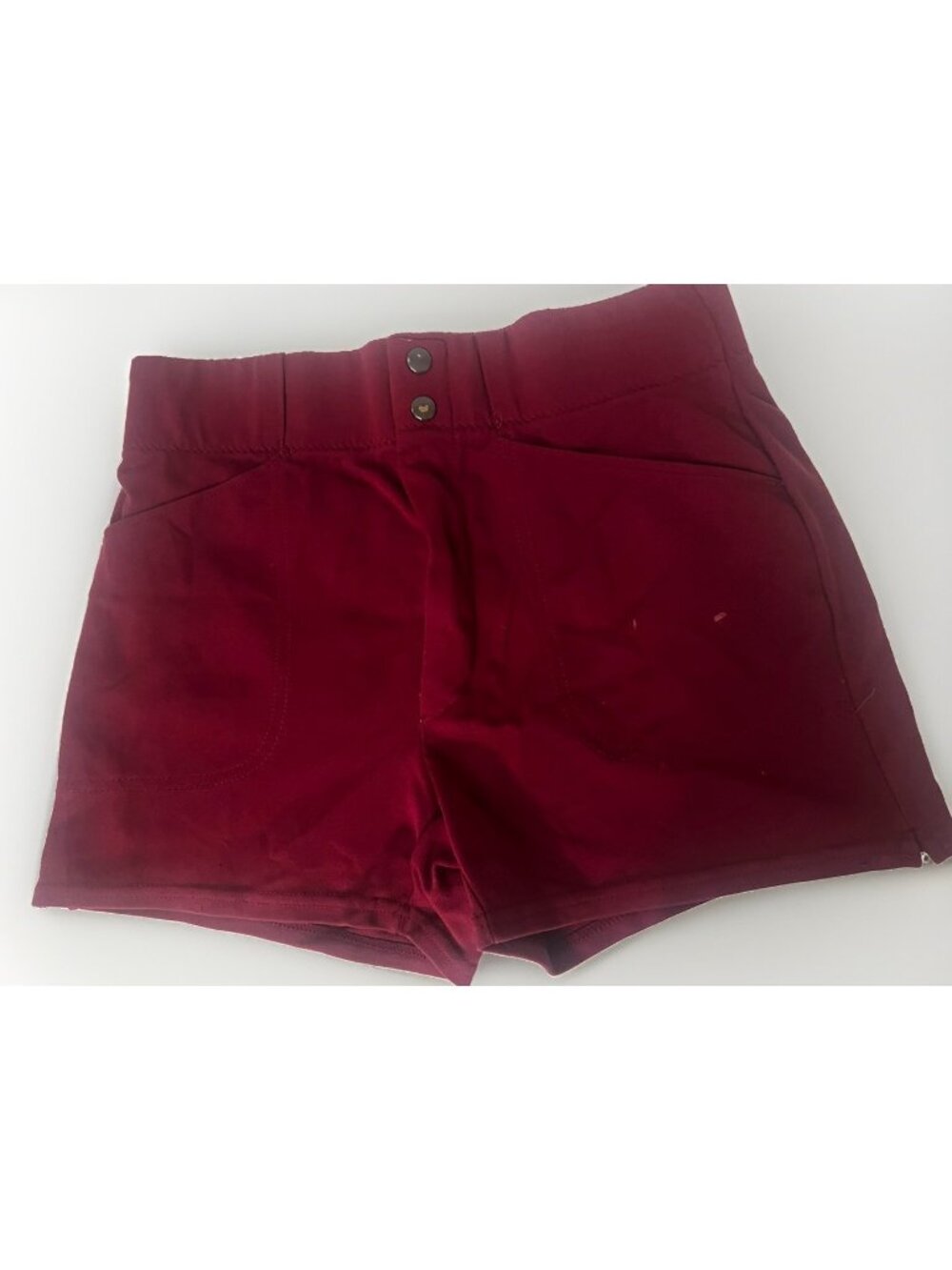 Vintage 70s 80s Sand Knit Mens Medium Maroon Coach Shorts USA.       H